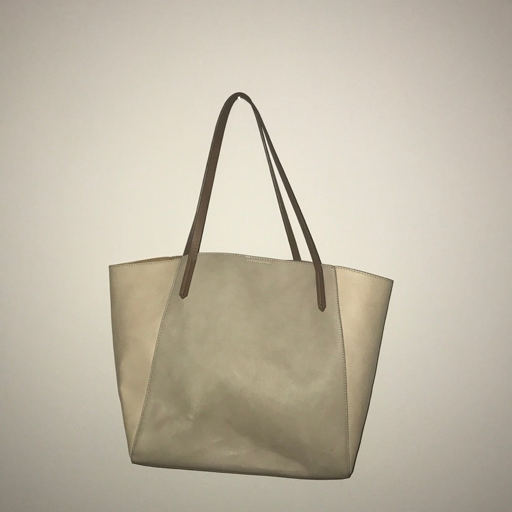 BP Tote, shoulder bag